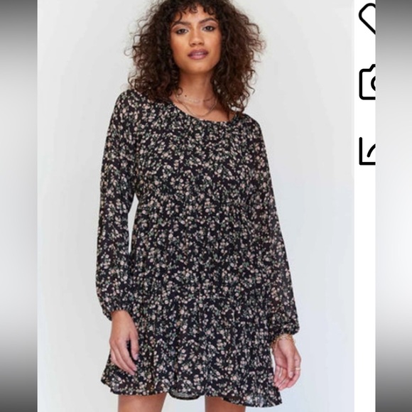 Princess Polly Dresses & Skirts - PRINCESS POLLY Polina Mini Dress In Black Floral size 0